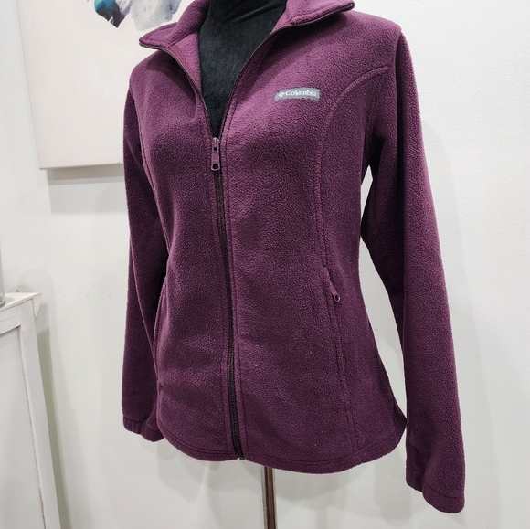 [COLUMBIA] womens size Medium, maroon long sleeve zip up jacket . - Picture 2 of 16